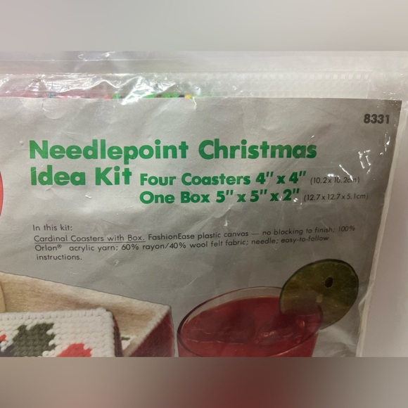 Lot of 2 Columbia Minerva Needlepoint Plastic Canvas Kits 8338 & 8331 VTG 1980 - Picture 13 of 14